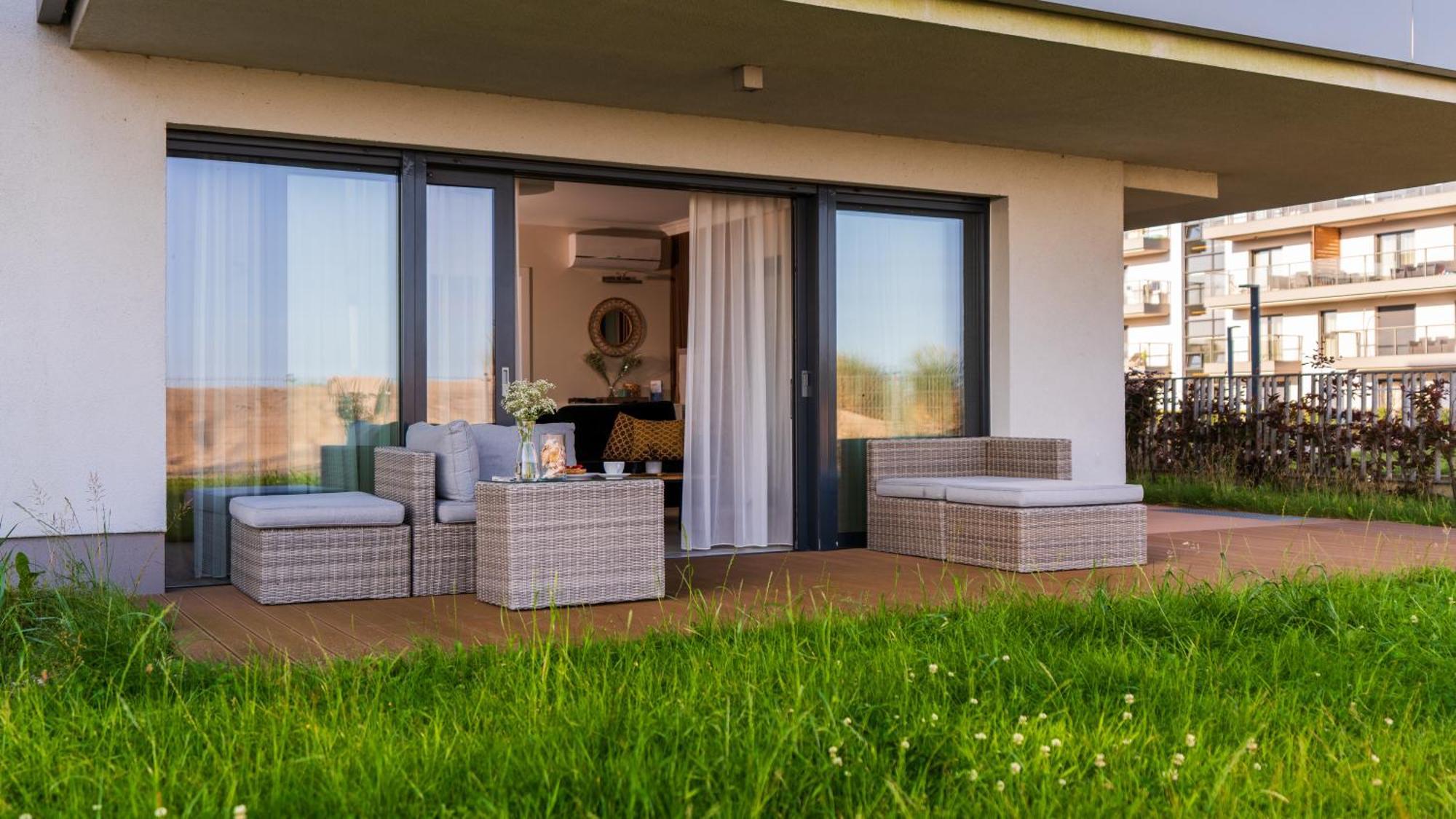 Apartament Odnowa Z Bezposrednim Widokiem Na Morze W Gardenia Dziwnow - Exteriér fotografie